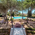 Comfort Aparthotel Frejus La Tour De Mare