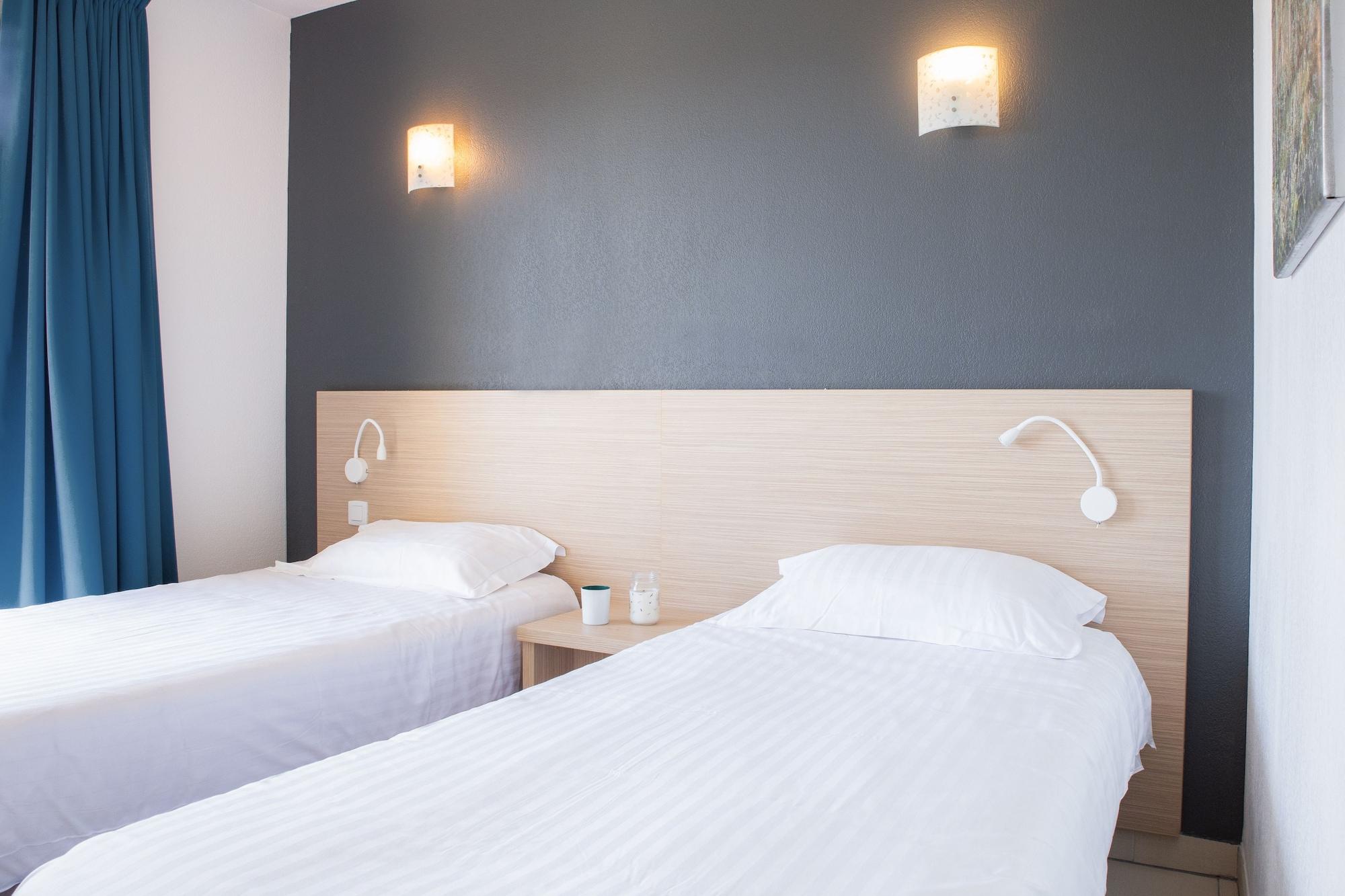 Comfort La Tour De Mare Hotel 4*
