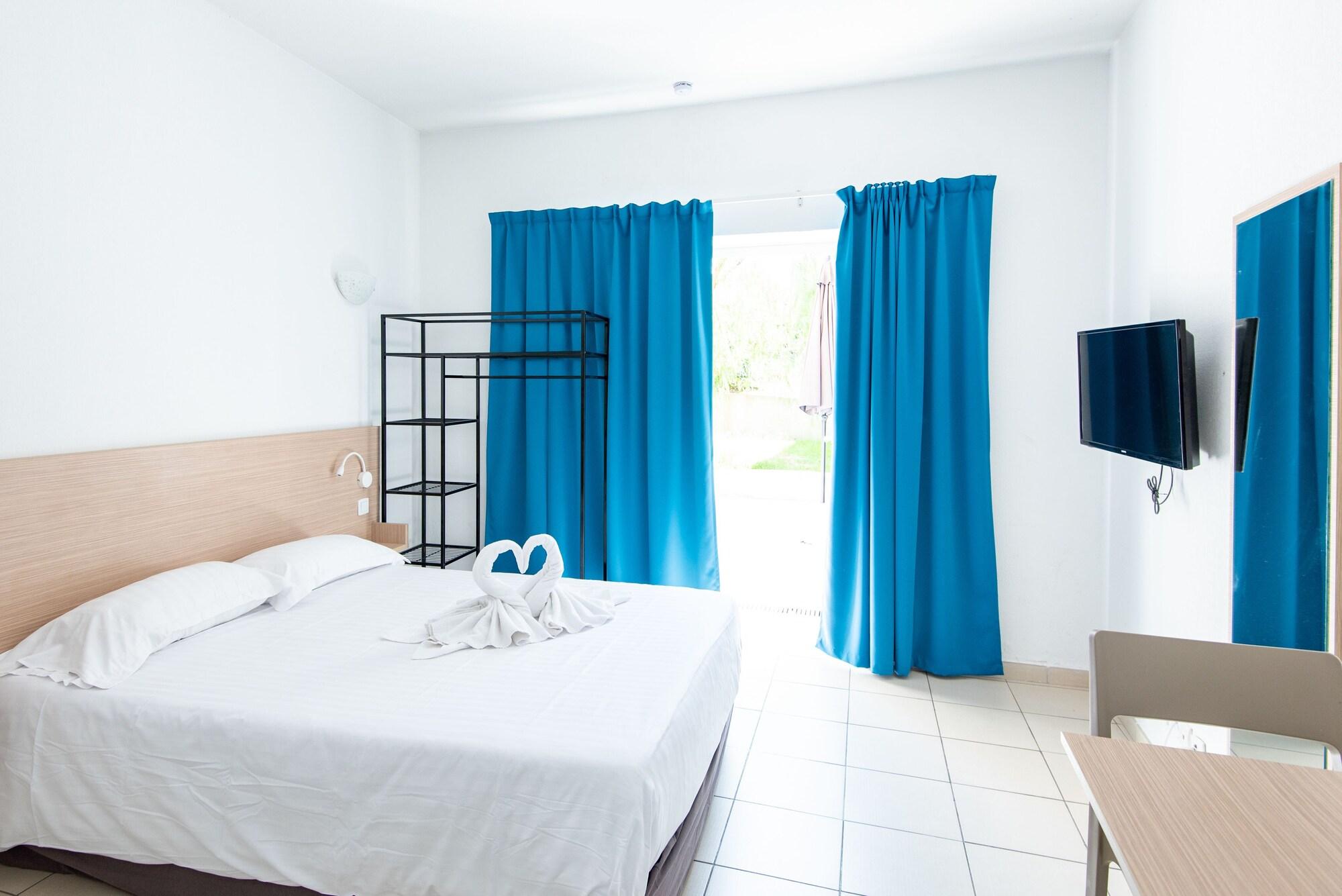 Comfort La Tour De Mare Hotel 4*