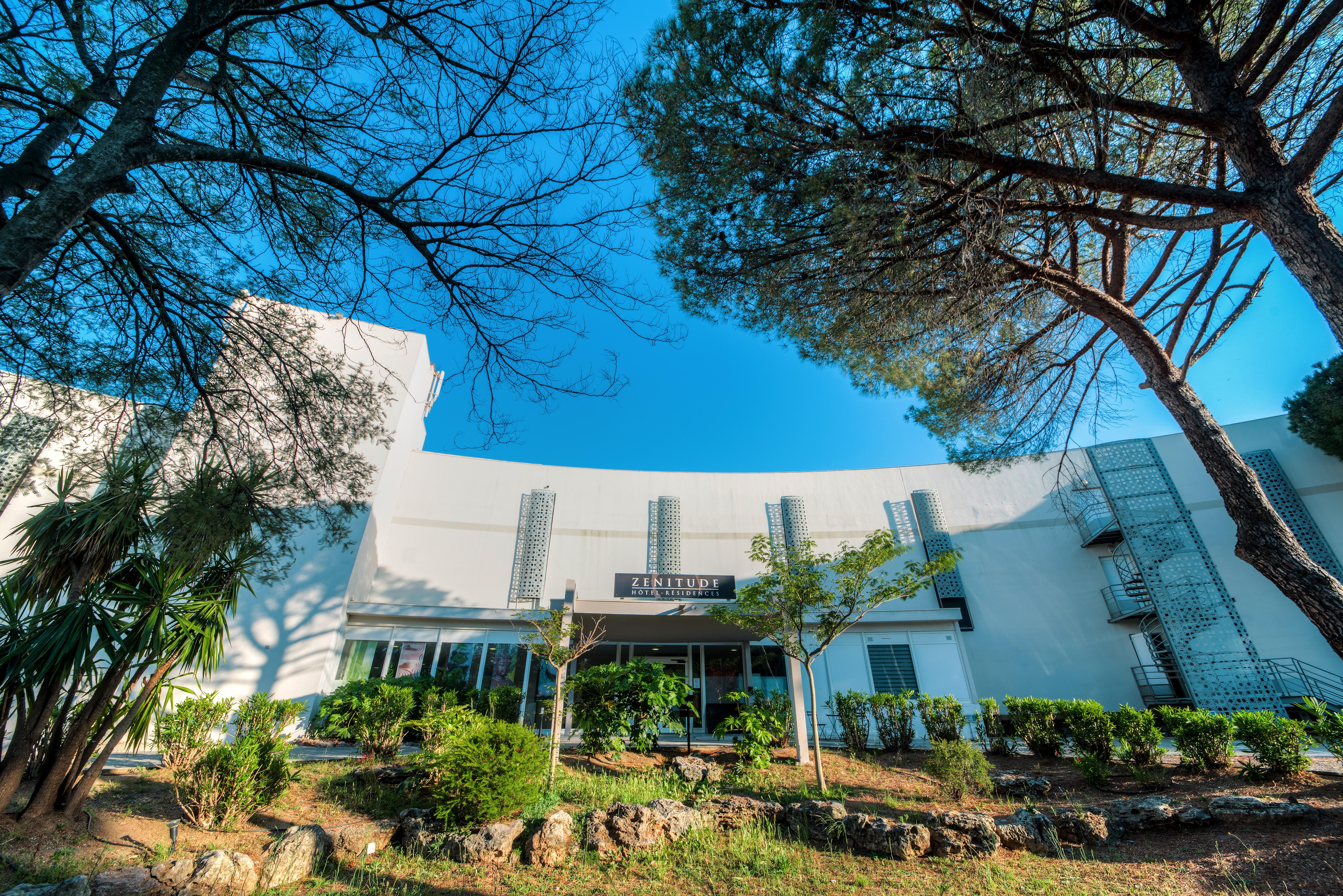 Comfort La Tour De Mare 4*