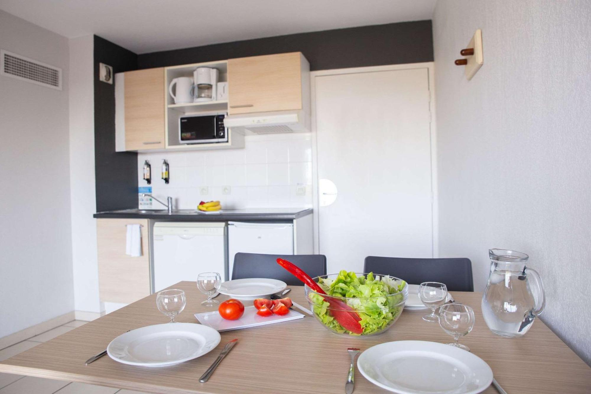 Hotel Comfort La Tour De Mare 4*