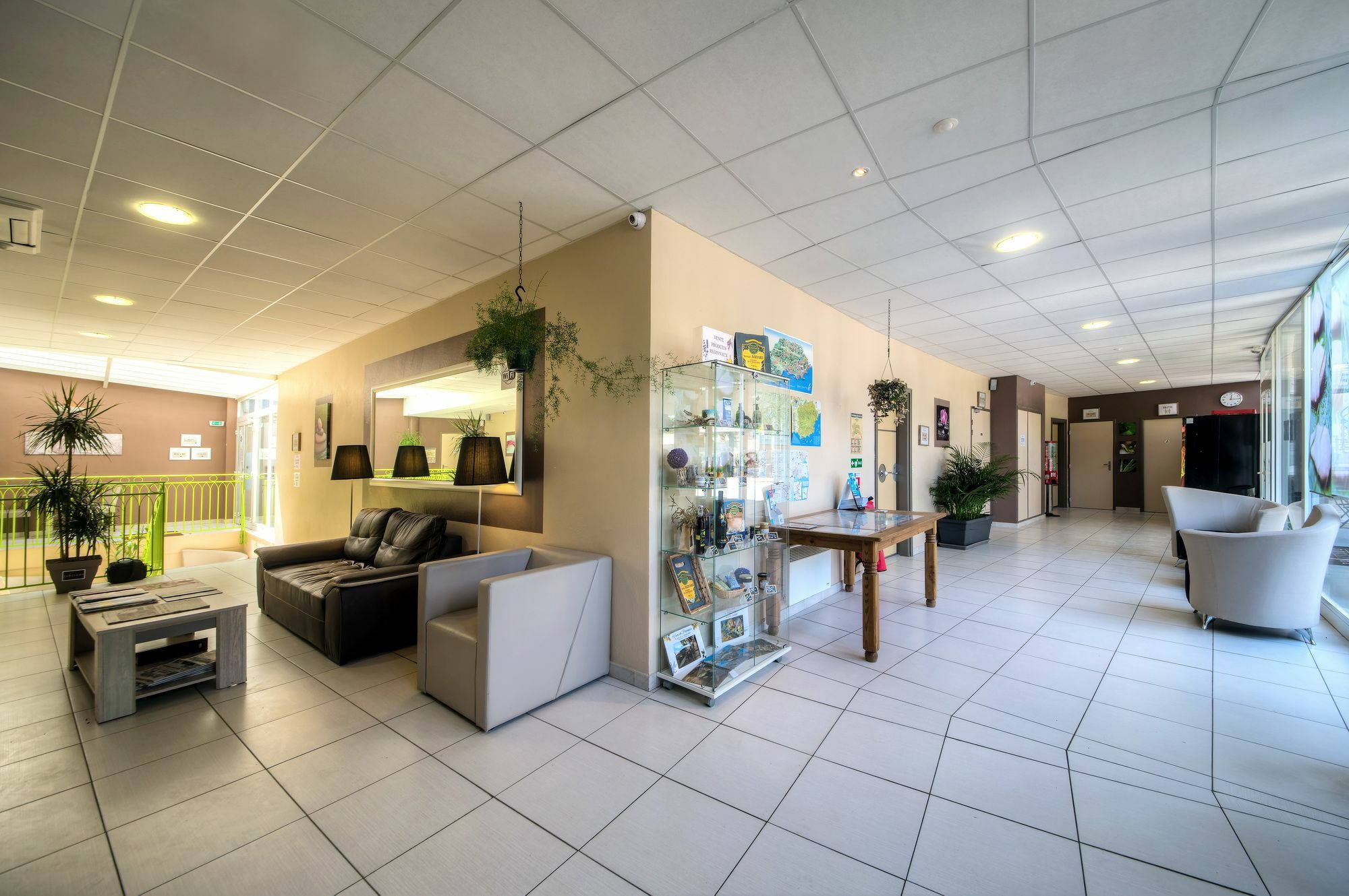 Hotel Comfort La Tour De Mare 4*