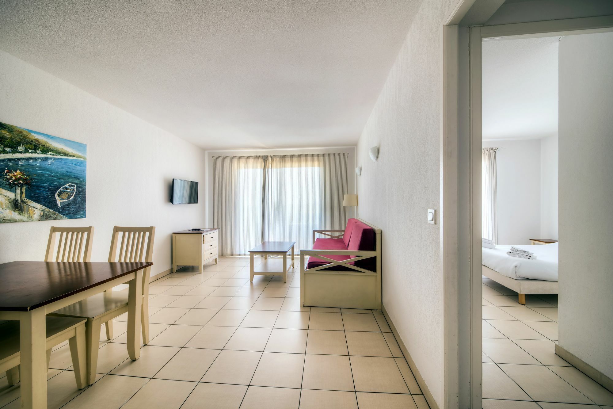Comfort La Tour De Mare 4*